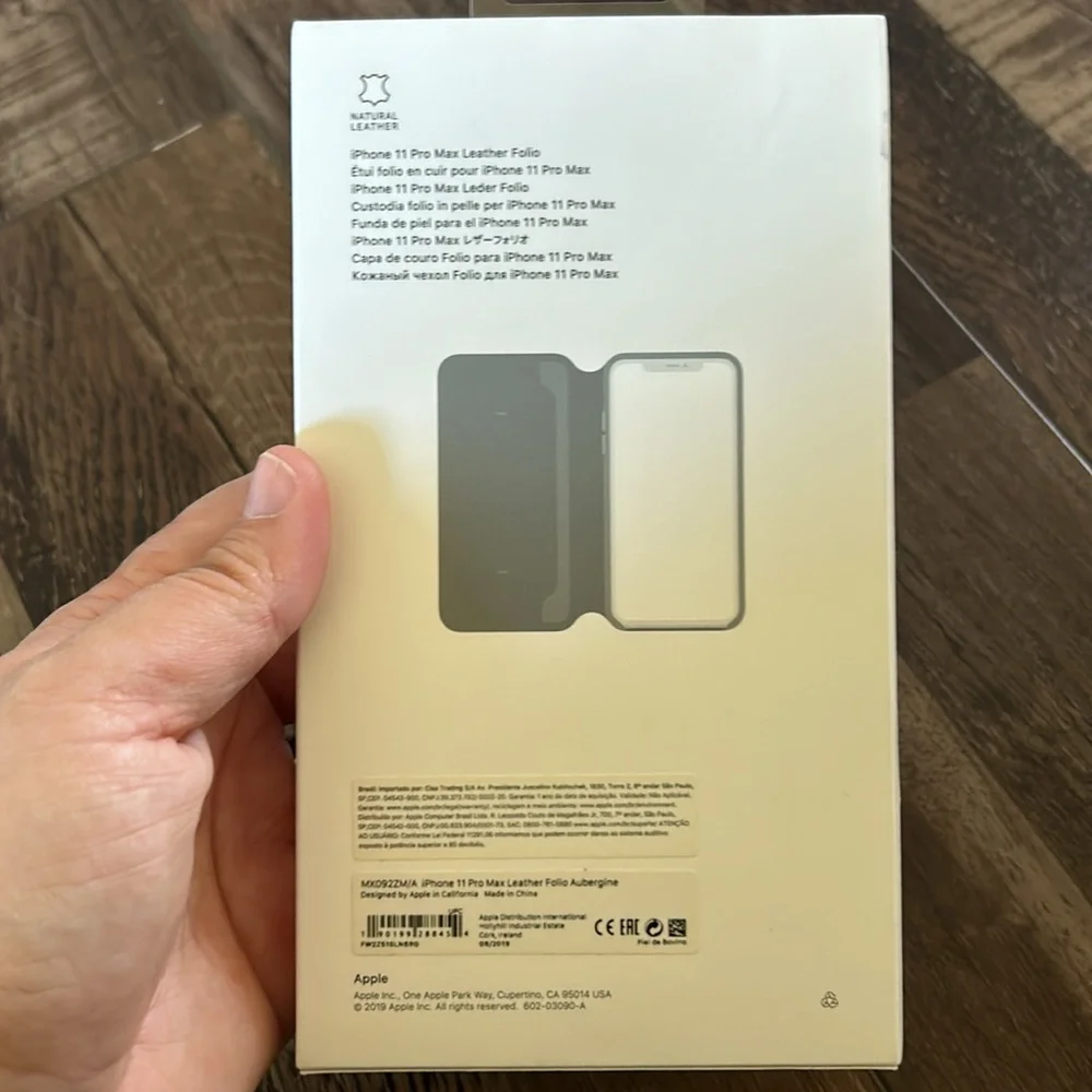 NEW NEVER OPENED Apple IPhone 11 Pro Max Leather Folio
